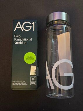 AG1 Athletic Greens Clear Water Bottle Shaker and Sample Pack